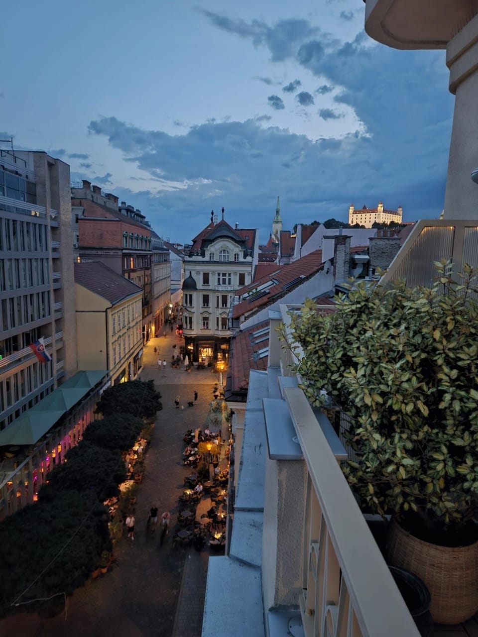 Terrace in Old Town - Castle & Cathedral View Apartment in Bratislava