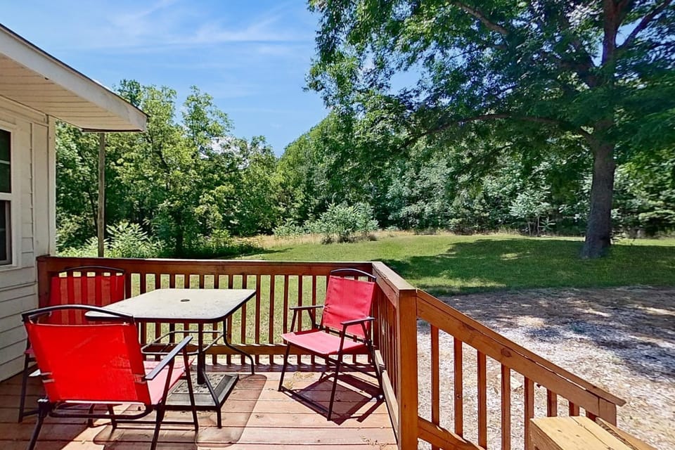 On-Site Trails! 'Serenity Acres Retreat' in Macon House in Lake Gaston
