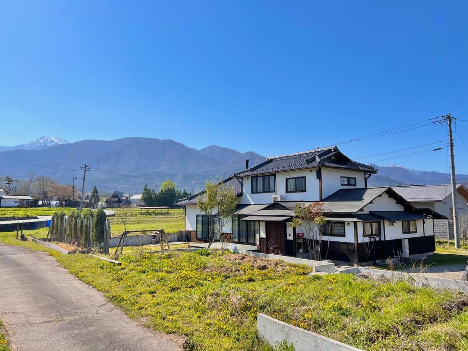 Spring, Mountain view