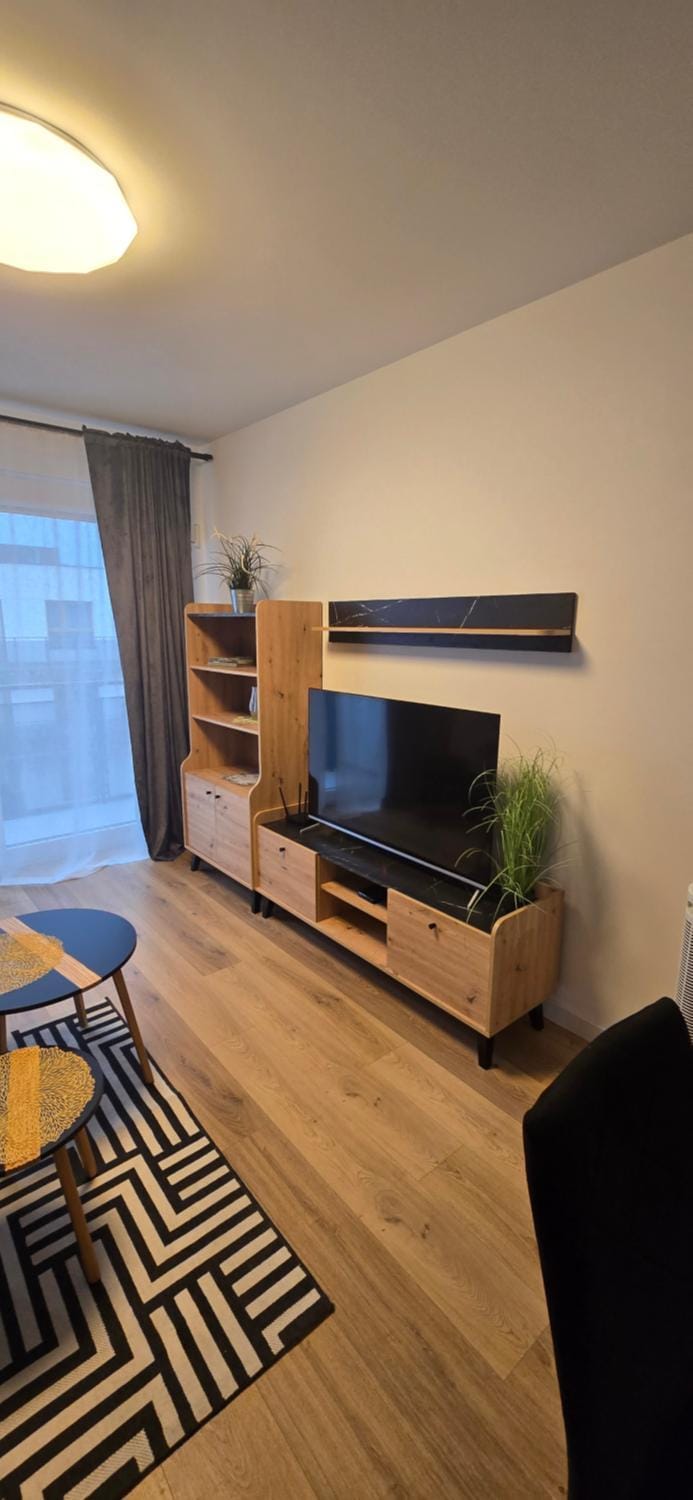 TV and multimedia, Balcony/Terrace, Living room