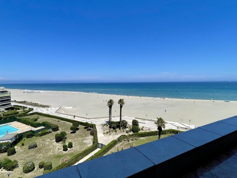 Appartement 2 pièces avec piscine et parking, accès direct plage - FR-1-748-27 Apartment in Canet-en-Roussillon
