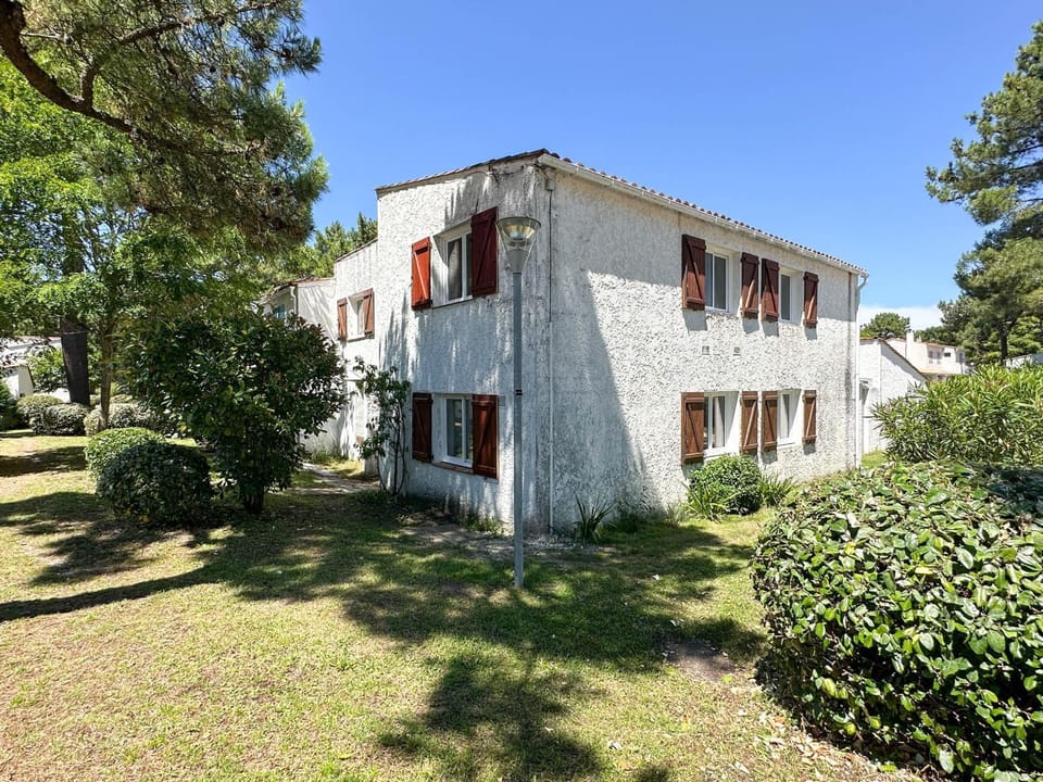 Villa rénovée pour 7 pers avec WIFI - La Palmyre - FR-1-705-85 House in Les Mathes