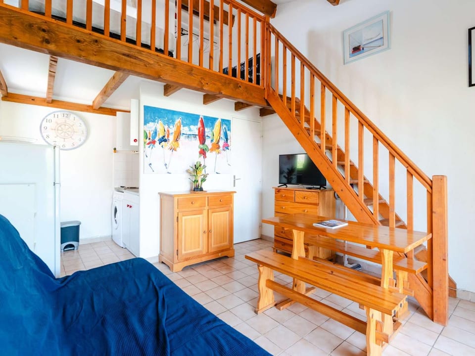 Pavillon studio mezzanine climatisé proche plage et lagune à Gruissan - FR-1-409-273 Villa in Gruissan