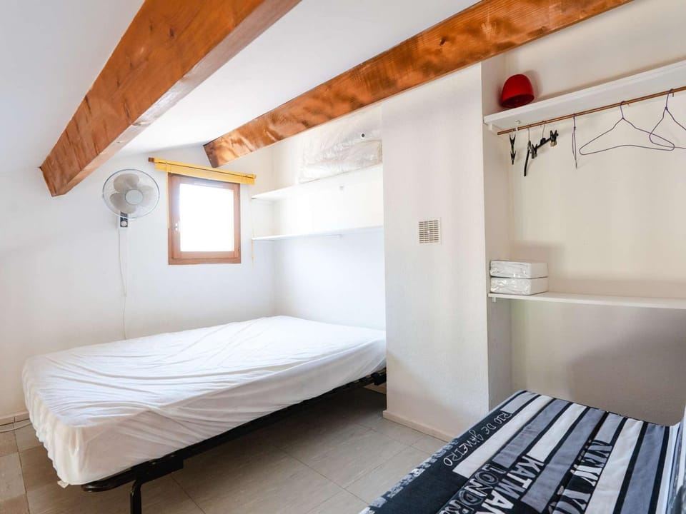 Pavillon studio mezzanine climatisé proche plage et lagune à Gruissan - FR-1-409-273 Villa in Gruissan