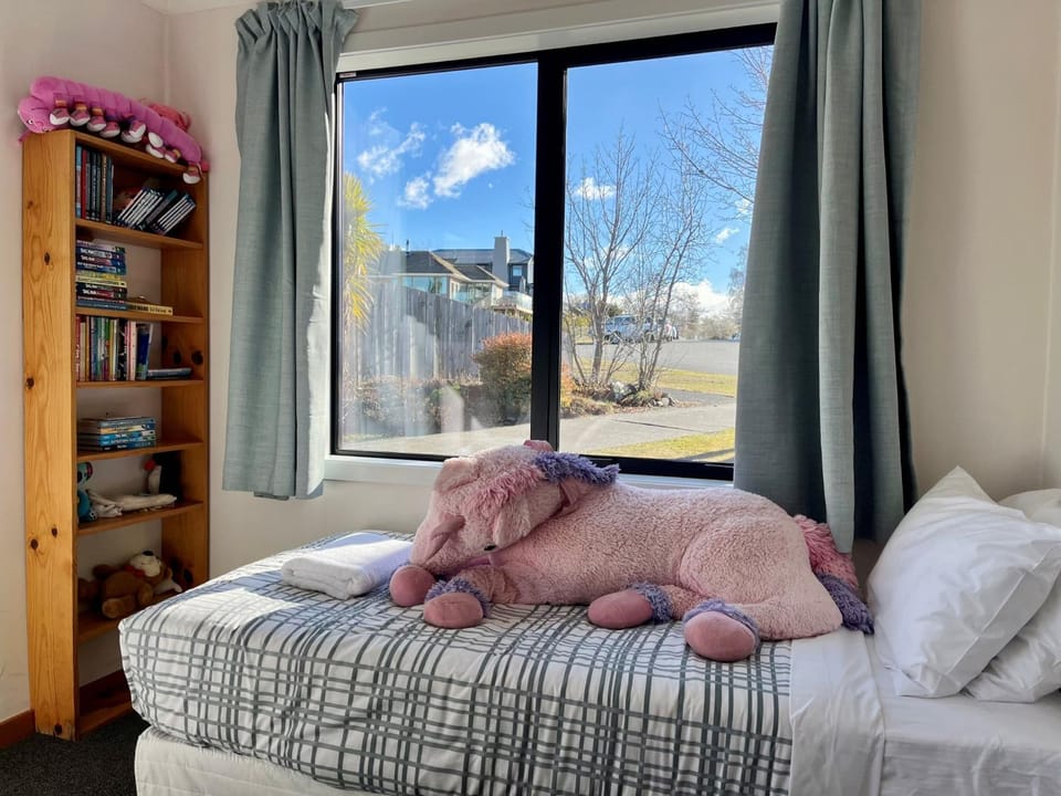 Bed, View (from property/room), Bedroom