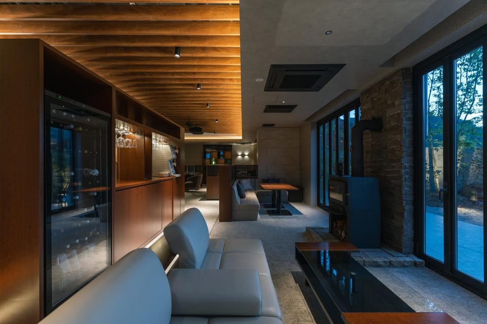Lounge or bar