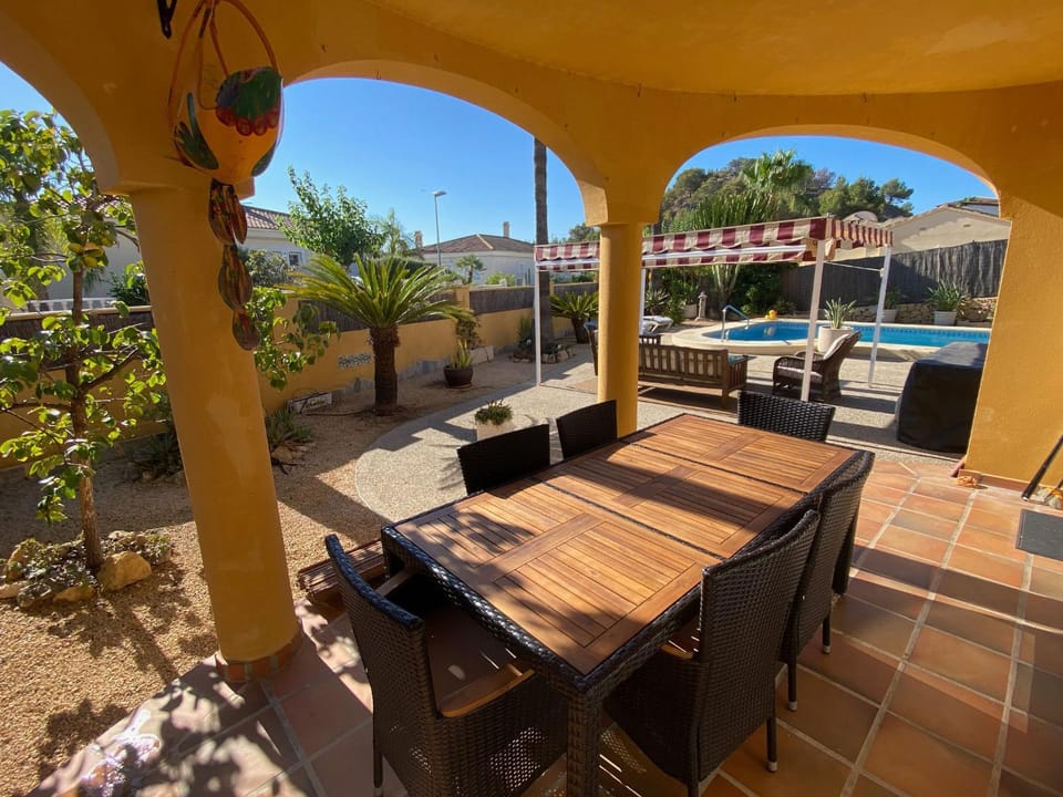 Property building, Patio, Day, View (from property/room), Balcony/Terrace, Seating area, Dining area, Swimming pool, Breakfast