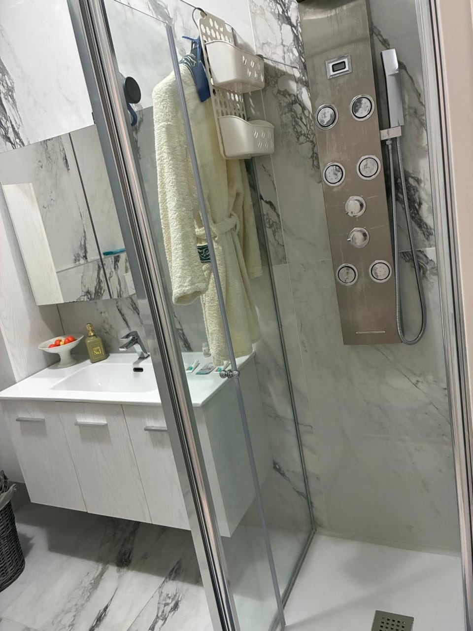 Shower, Bathroom