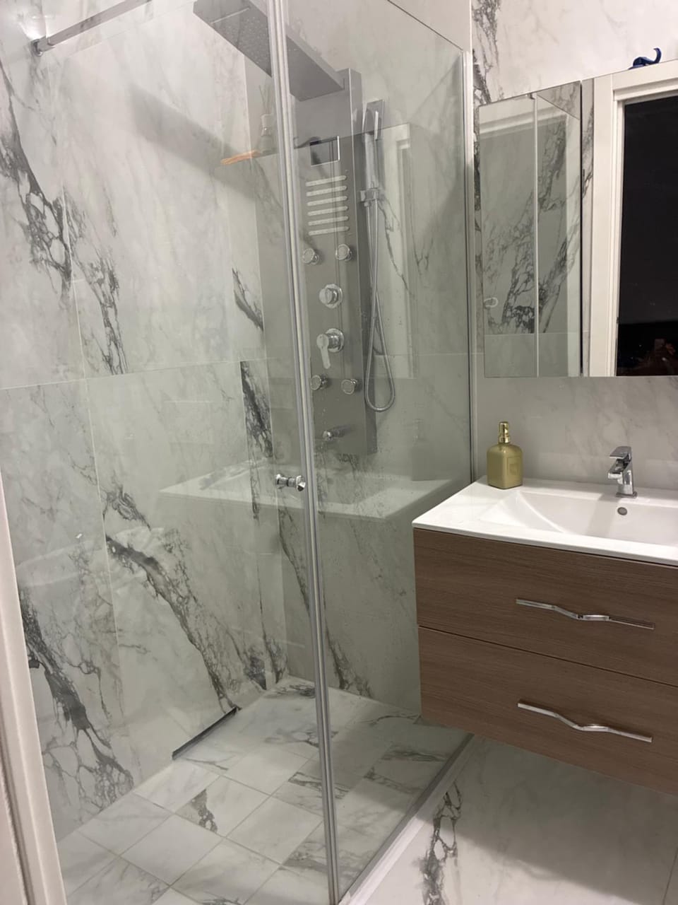 Shower, Bathroom