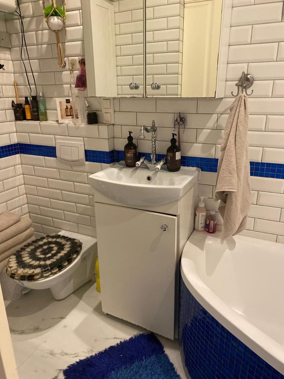 Bathroom, Bath, dryer