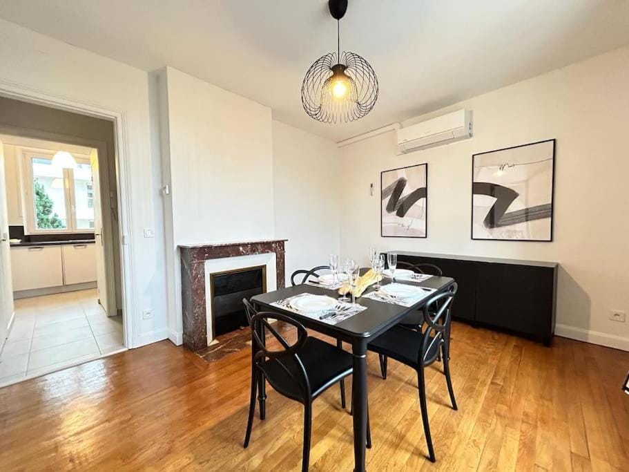 Place du forum magnifique T2 spacieux au centre Apartment in Reims