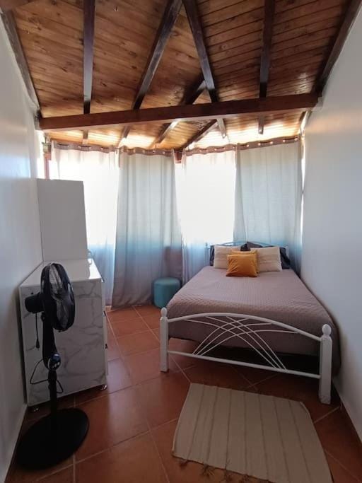 Bed, Photo of the whole room, Bedroom, Sea view
