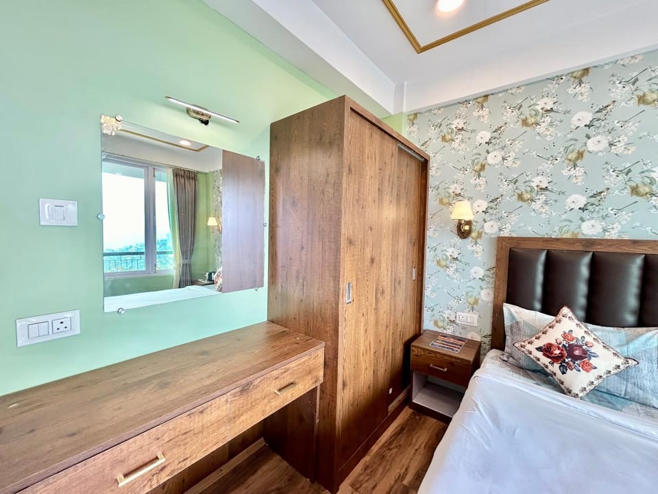 Bed, Bedroom, wardrobe