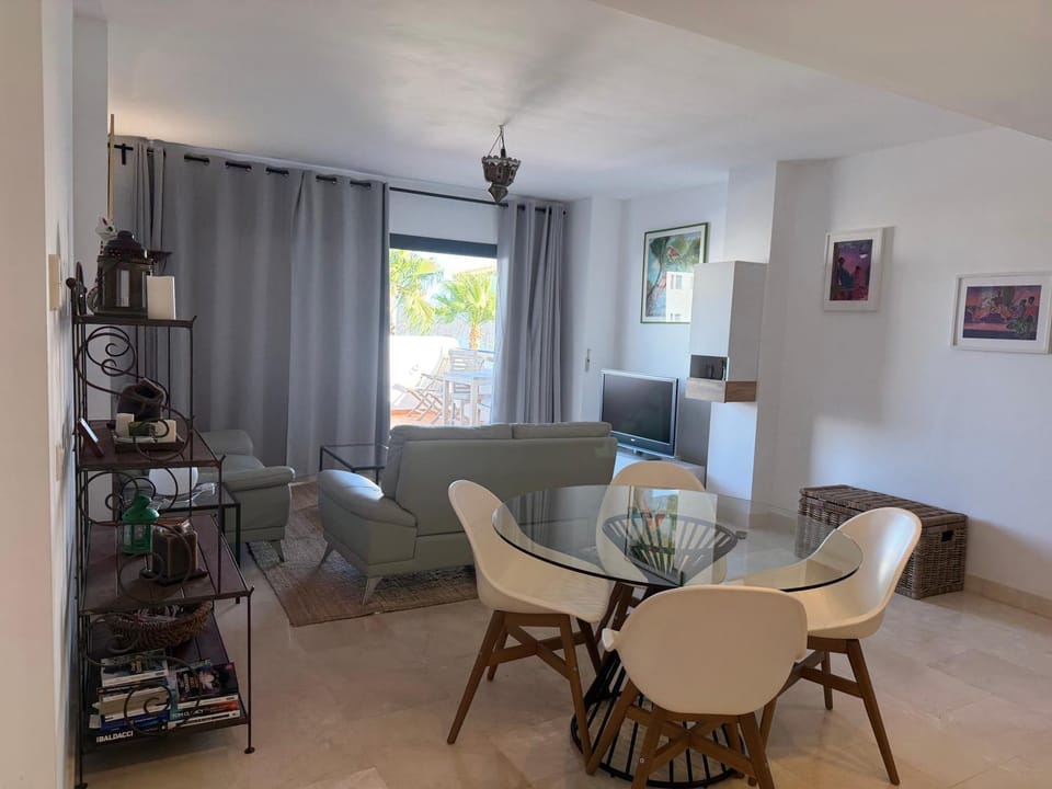 Lotus Golf Apartment in Costa del Sol