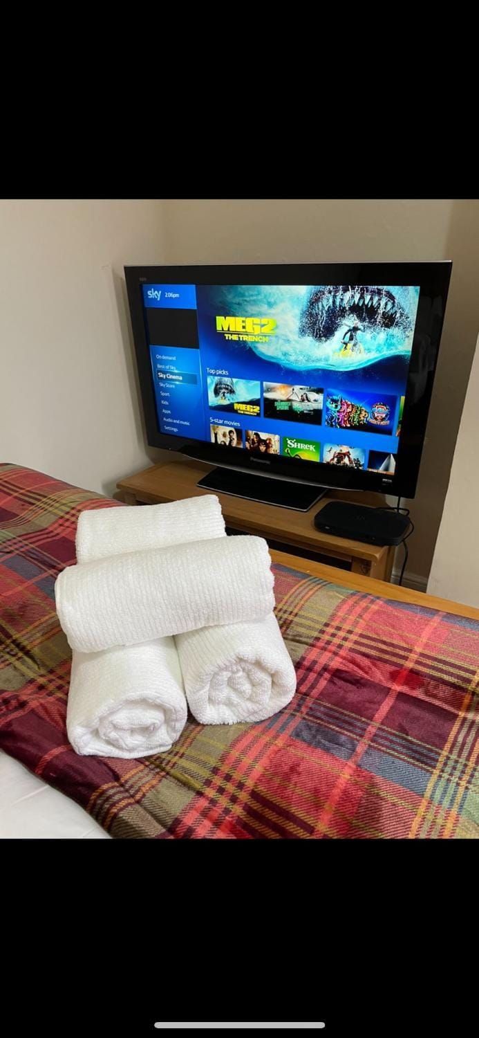 Affordable luxury stay House in Watford