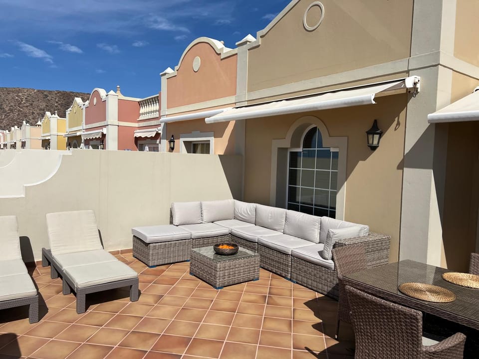 Paraiso Ocean View Apartment in Palm-Mar