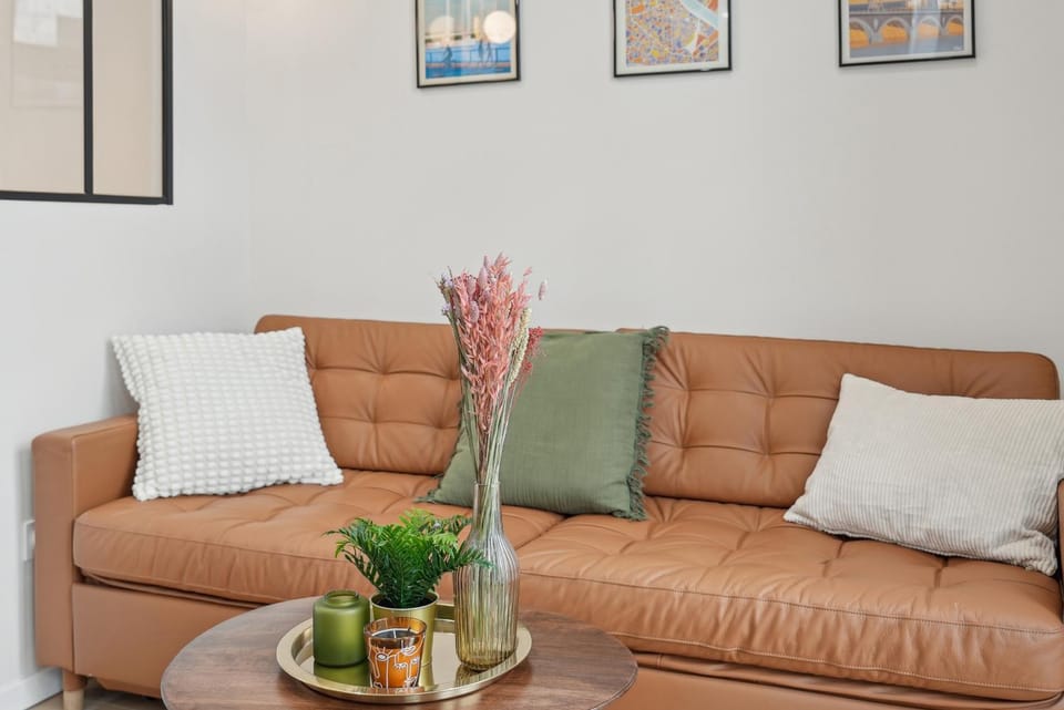 Lavie Maison Central & Hot Tub Apartment in Bordeaux