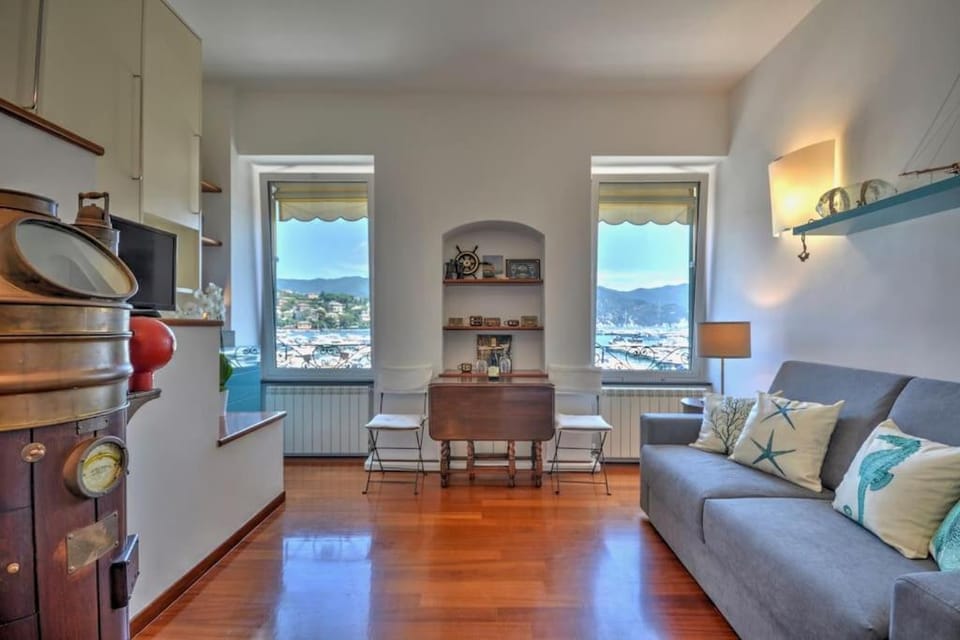 La Nicchia sul porto- Piccolo appartamento vista a mare a un passo dalle spiagge - 4 posti letto Apartment in Santa Margherita Ligure