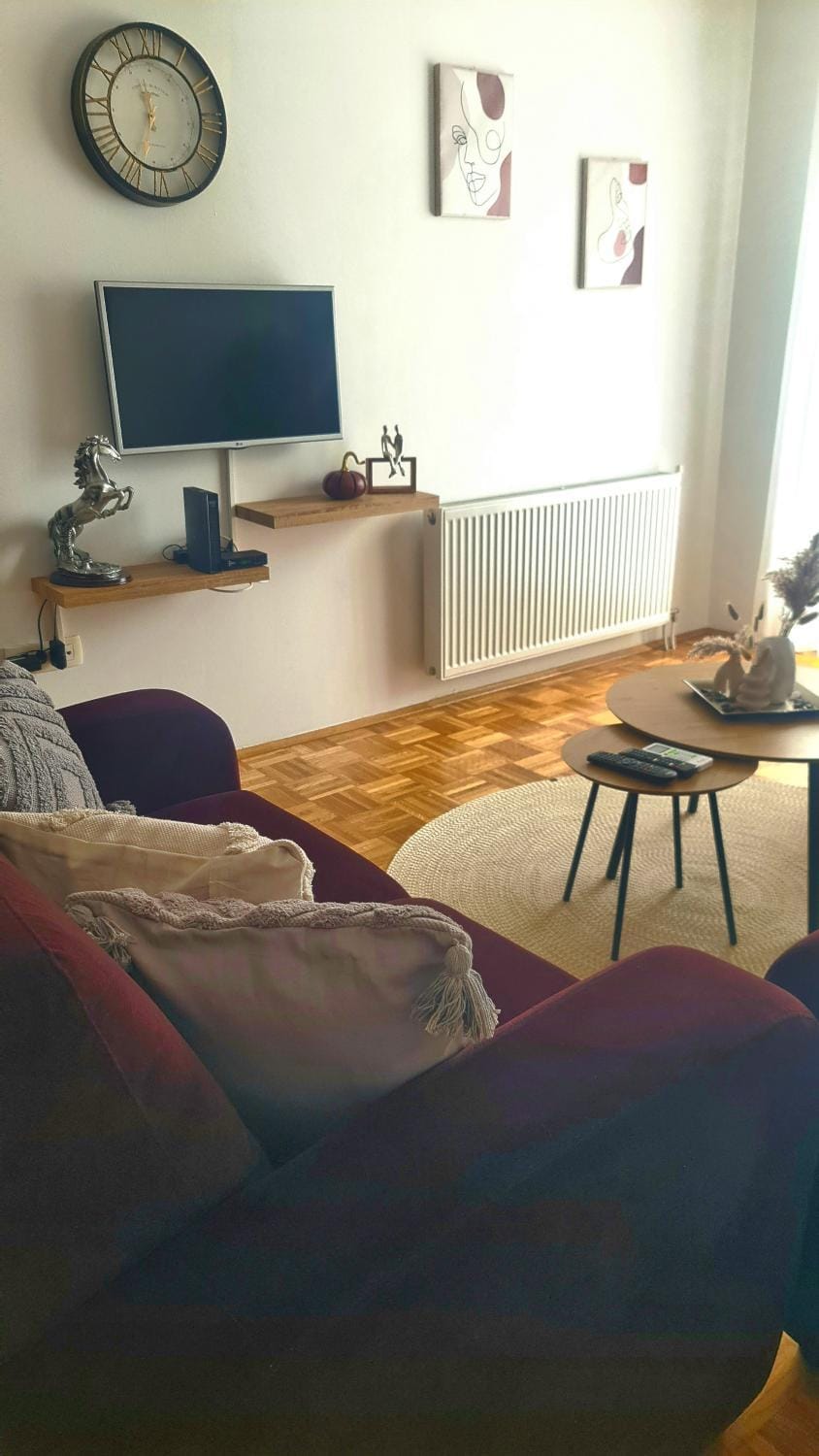 TV and multimedia, Living room, internet