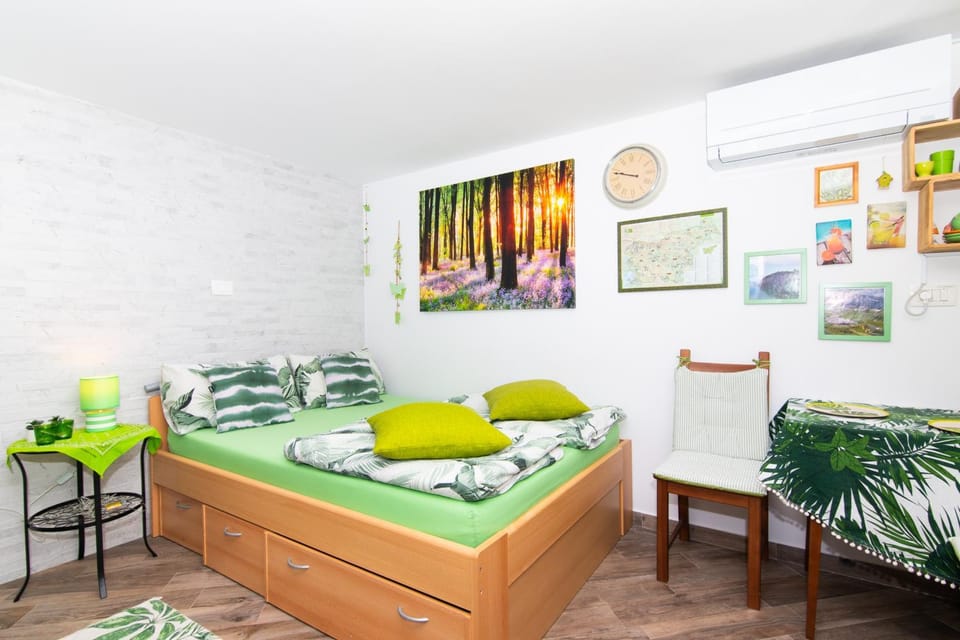 Green cottage Baredi, Izola, Slovenia House in Slovenia