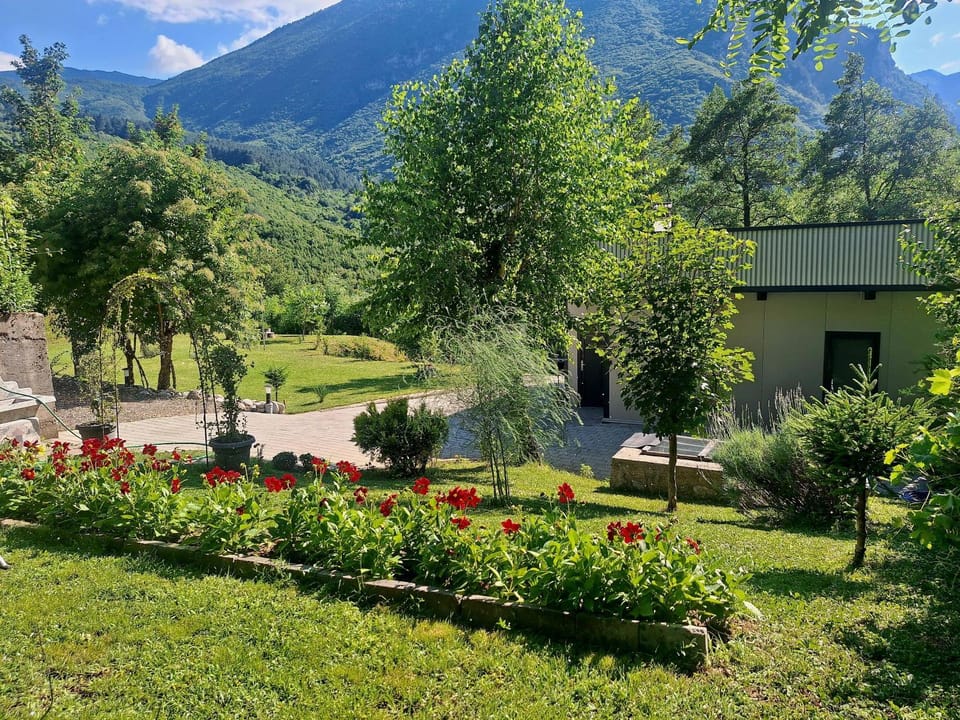 Villa Era Malit Villa in Montenegro