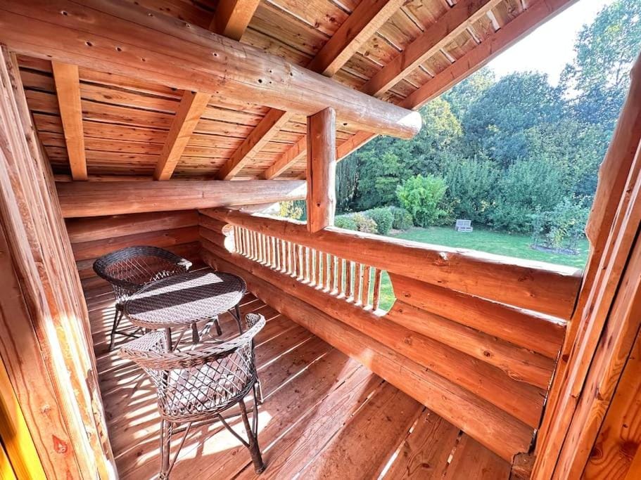 C Les rondins nature gîte 8 personnes avec jardin House in Grand Est
