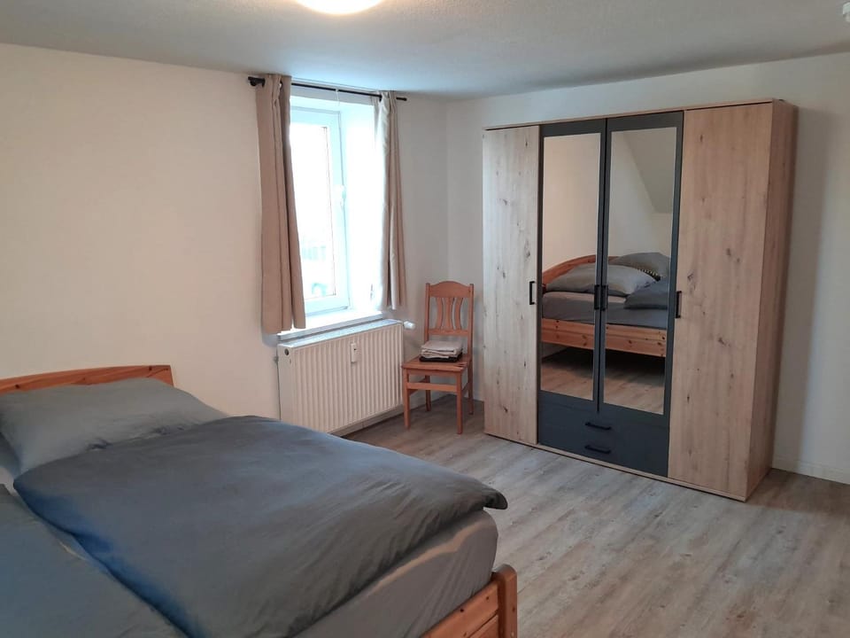 Bed, Photo of the whole room, Bedroom, wardrobe