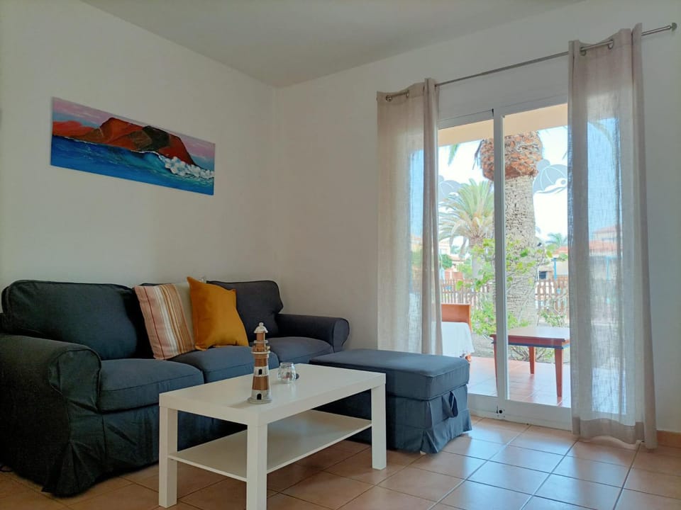 CASA ANITA, pool sea and surf in Corralejo Apartment in Corralejo