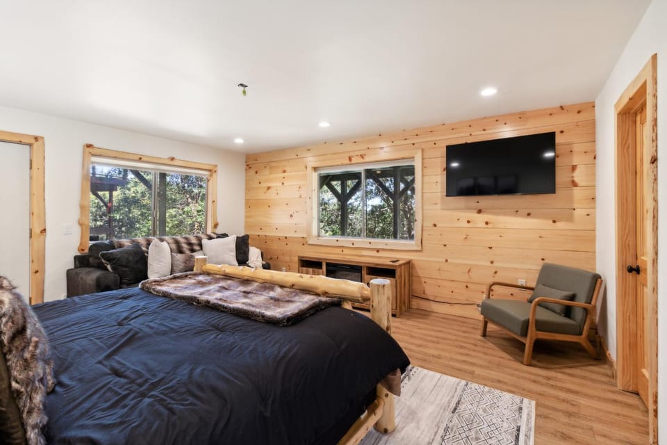 Timeless Traditions Arrowhead home House in Lake Arrowhead