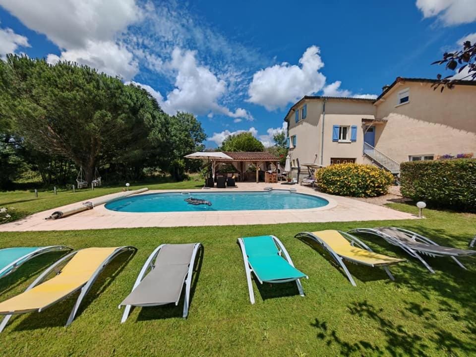 Garden, Garden view, Pool view, Swimming pool, sunbed