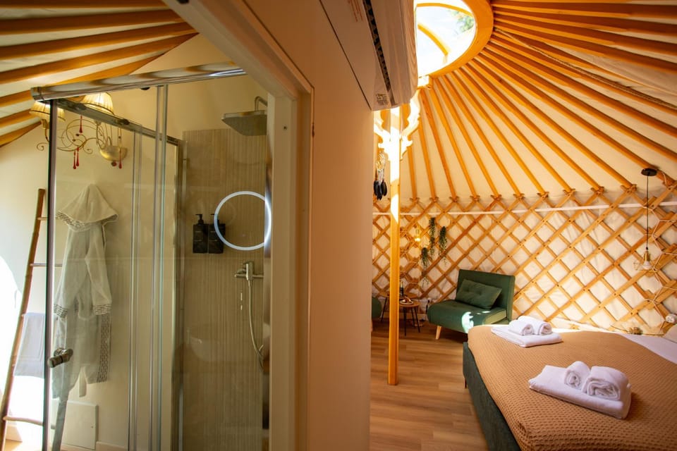 Yurta Glamping B&B San Leone Agrigento - tra mare e pineta Bed and Breakfast in Sicily