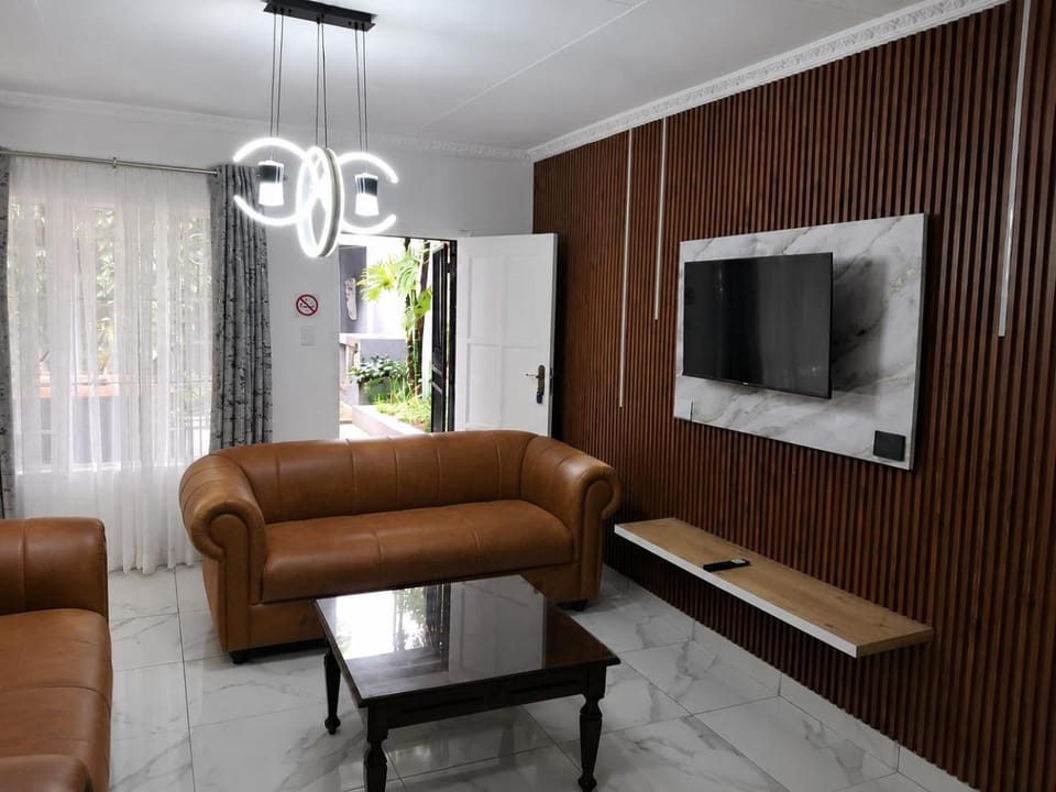 Buona Notte Suites in Linden Bed and Breakfast in Johannesburg