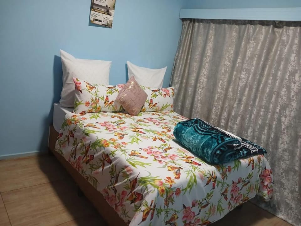 Arcon Guest House Bed and Breakfast in Gauteng