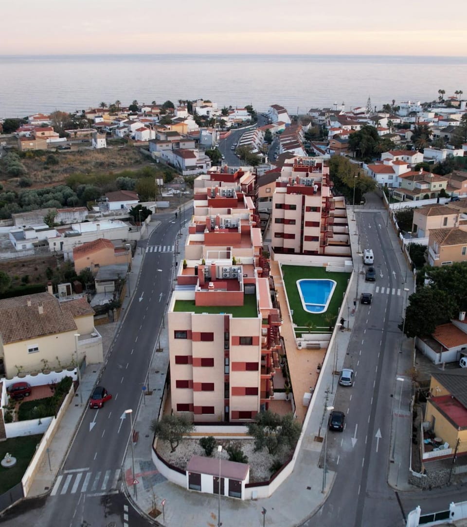 Neighbourhood, Bird's eye view, Sea view