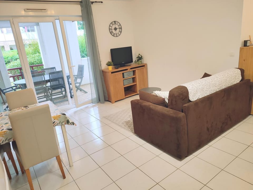 Beau T2 proche plages et montagnes du Pays-Basque Apartment in French Basque Country
