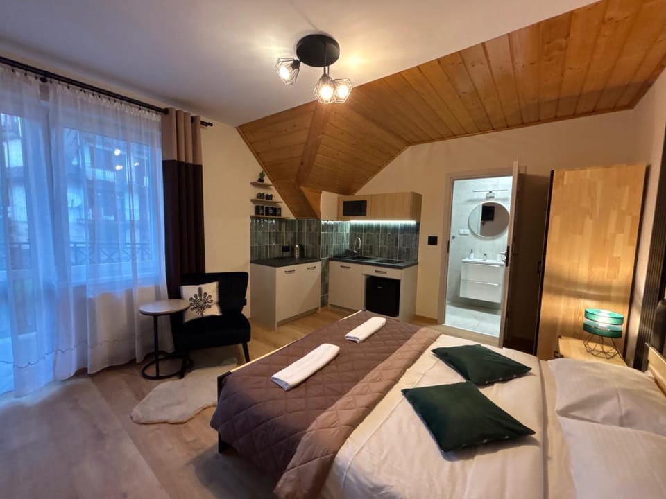 Pokoje Gościnne WIKTORIA Vacation rental in Lesser Poland Voivodeship