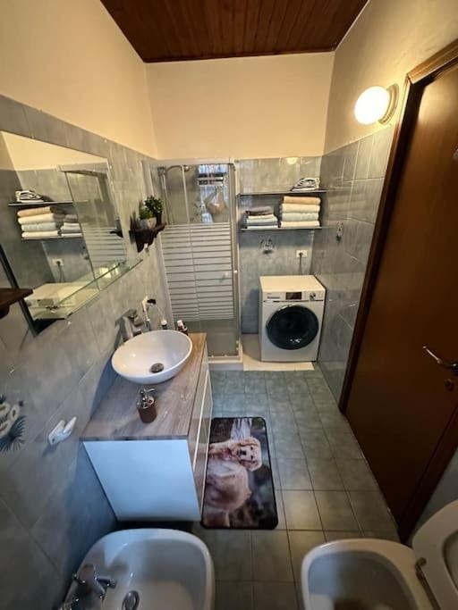 Lovely central 2-bedroom apartment Apartment in Milan