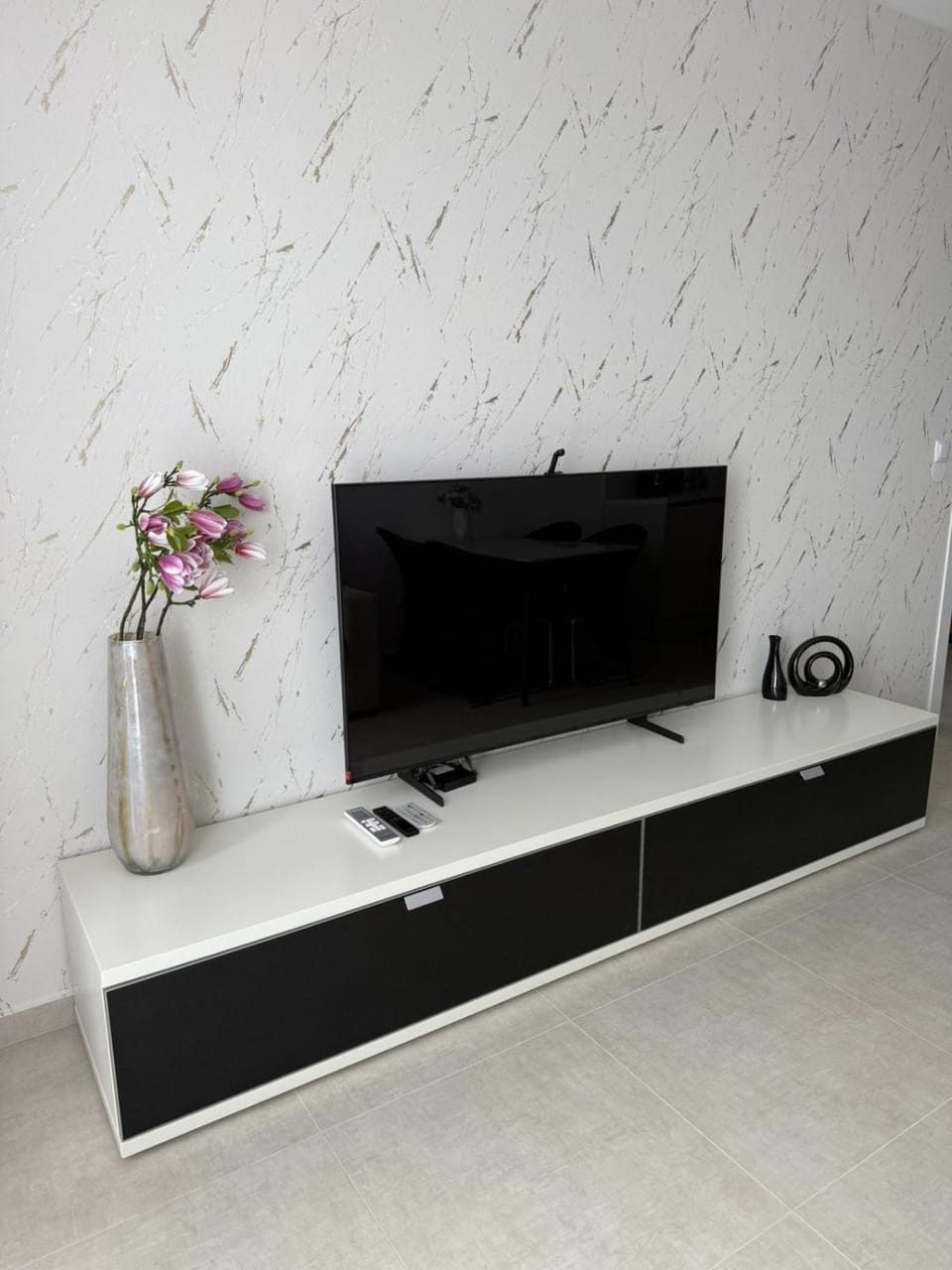 Communal lounge/ TV room, TV and multimedia, Evening entertainment