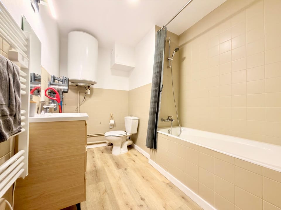 Appartement Climatisé 4prsn Au pied de la Citadelle Apartment in Besançon