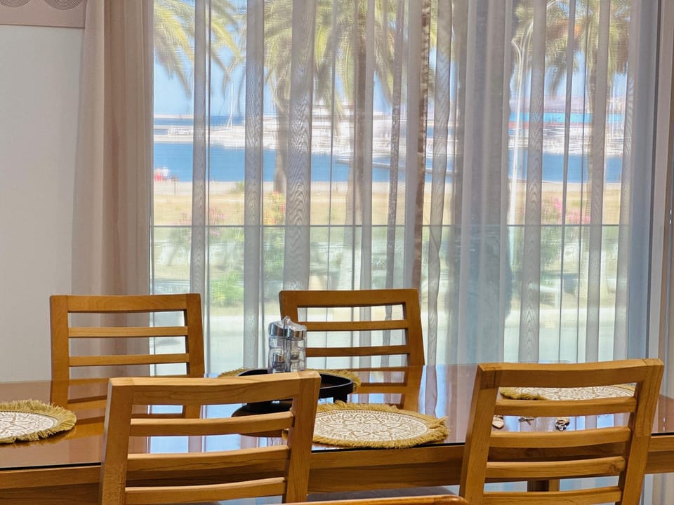 BATUU Luxury Living SEA FRONT Apartment in Tunisia