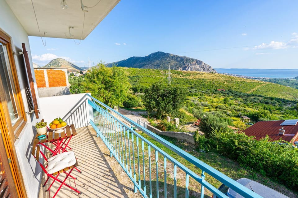Nearby landmark, Day, Natural landscape, View (from property/room), Balcony/Terrace, Mountain view, Sea view