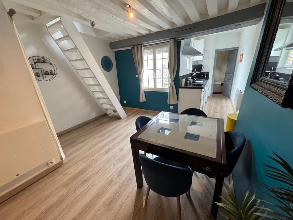 Glycine Apartment in Orléans