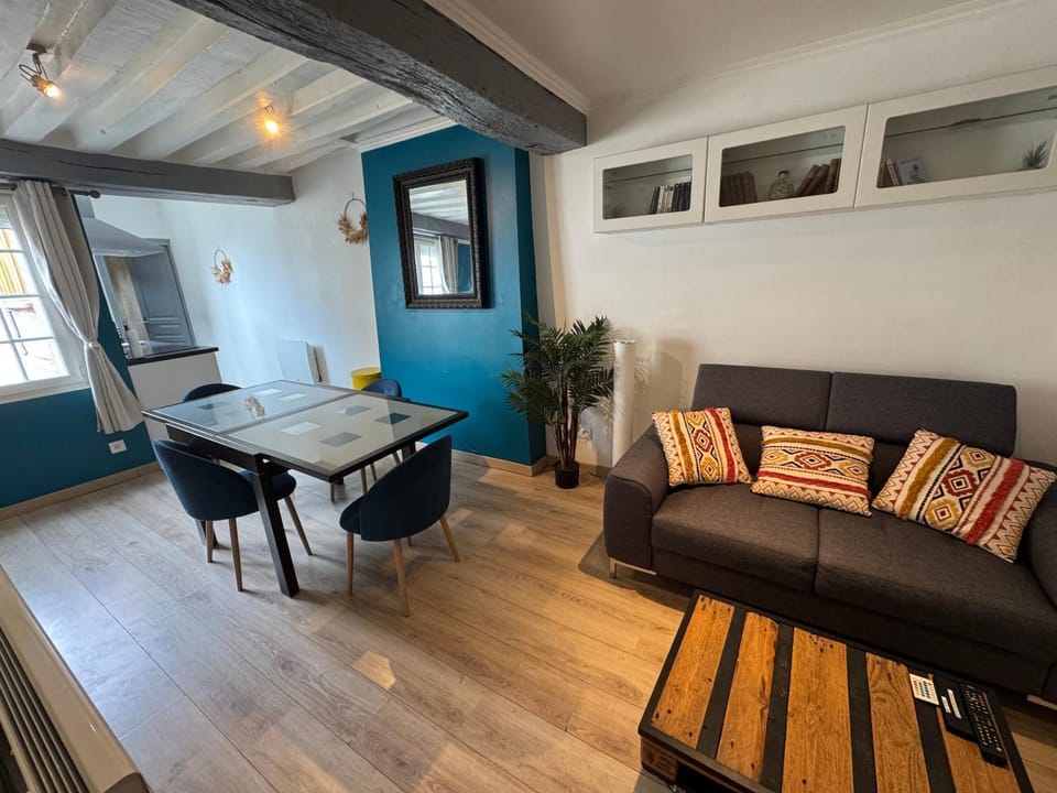 Glycine Apartment in Orléans