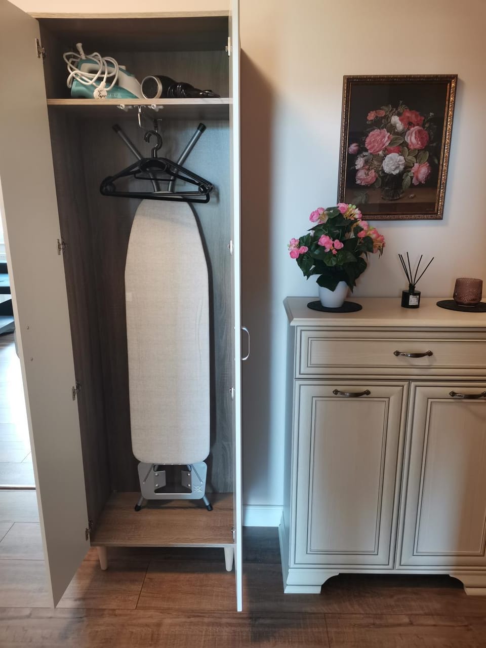 wardrobe