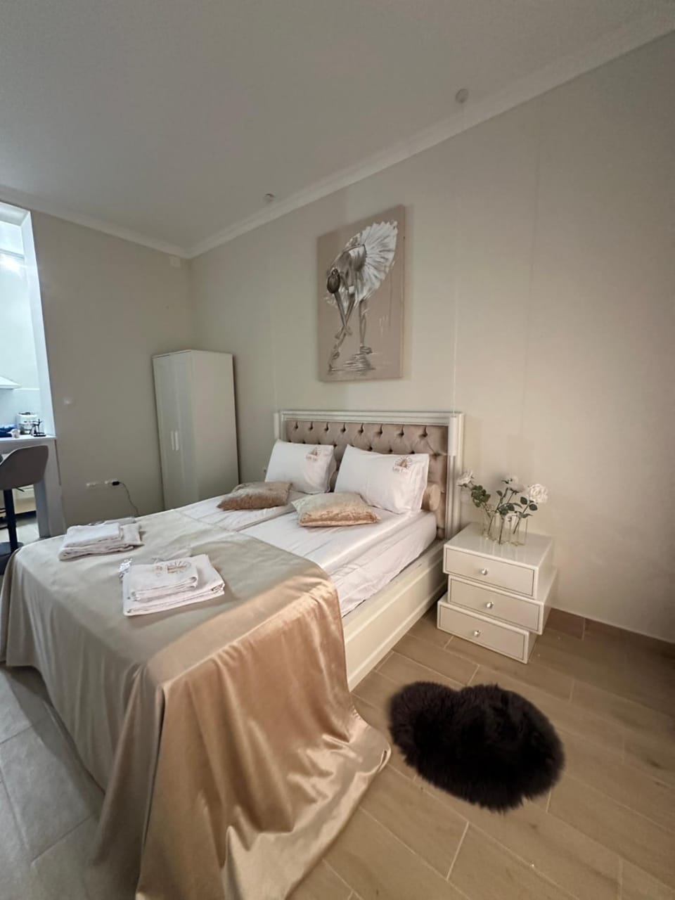 Photo of the whole room