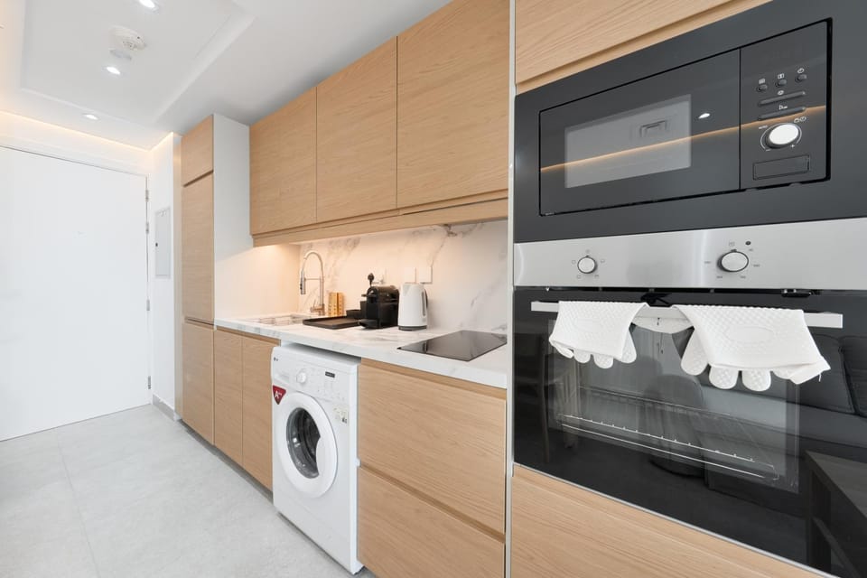 Kitchen or kitchenette, kitchen