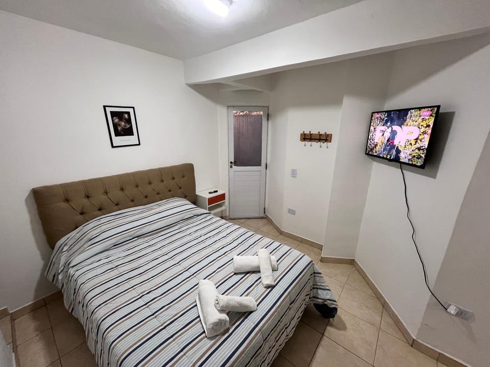 Hospedaje LH planta baja B a 15 minutos del aeropuerto de Ezeiza Apartment in Buenos Aires Province
