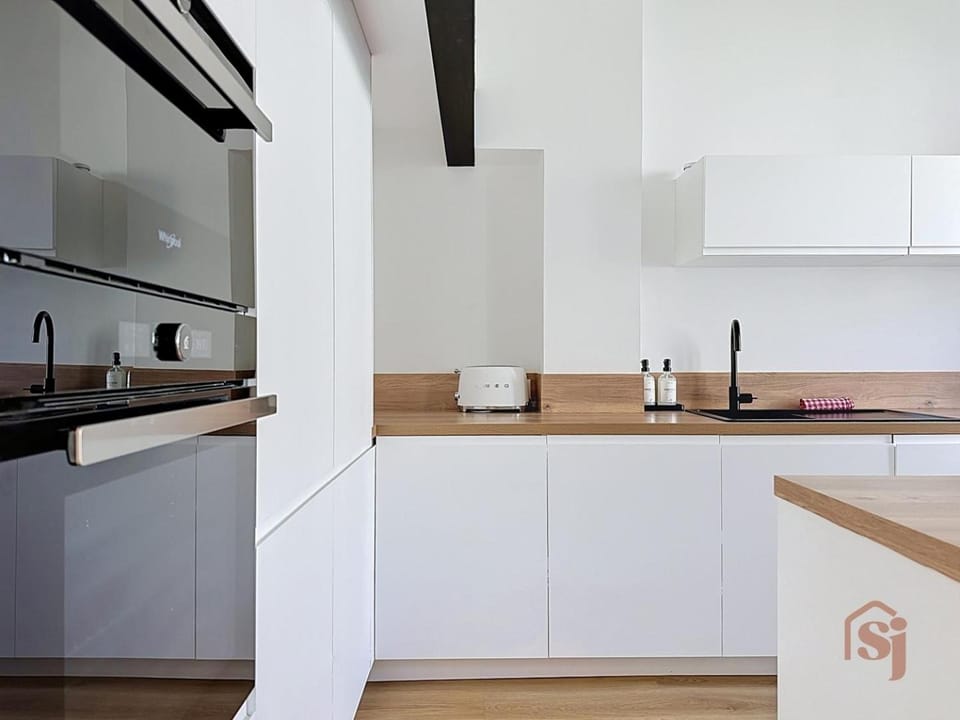 Kitchen or kitchenette, stove