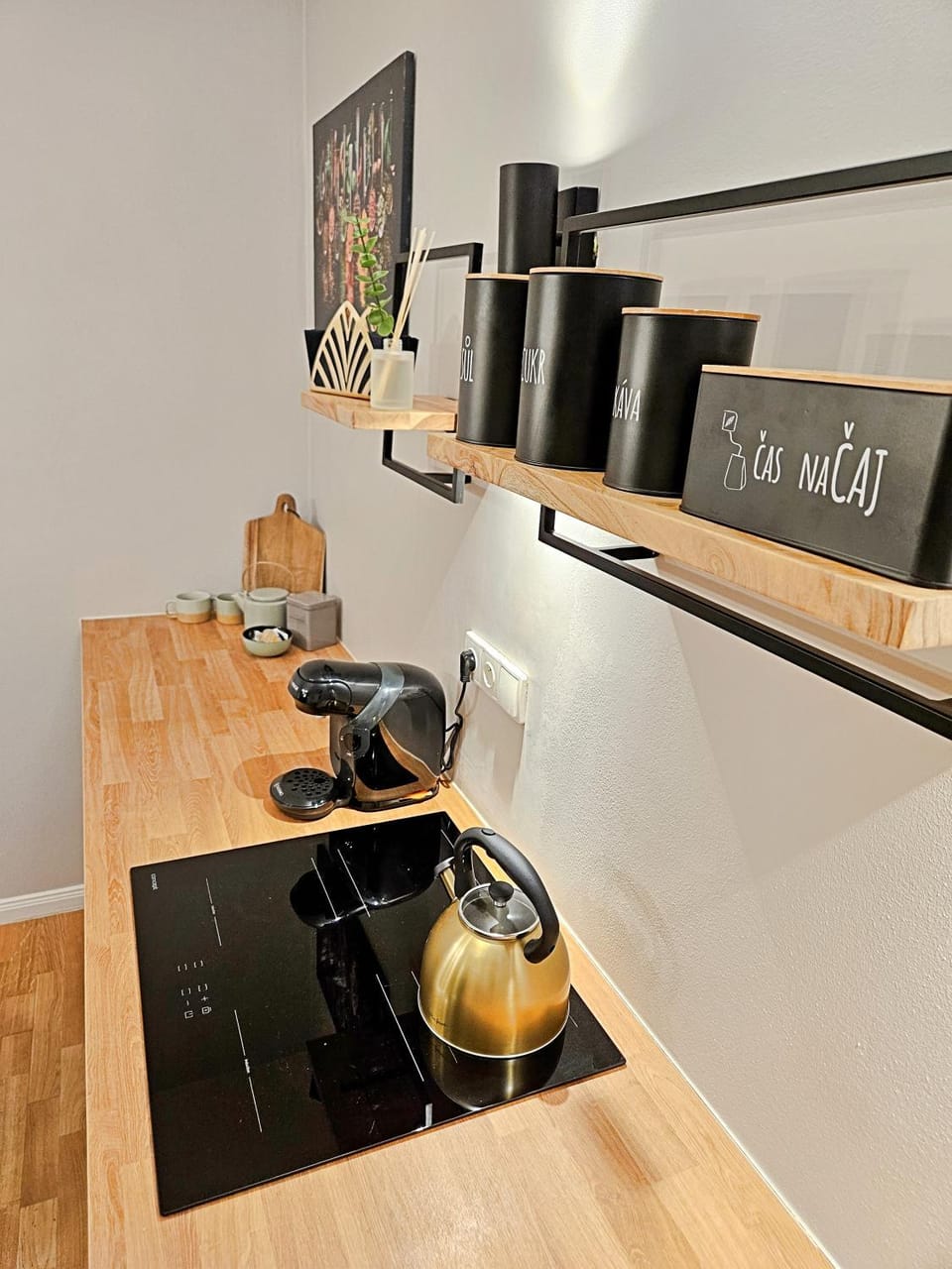 Coffee/tea facilities, Kitchen or kitchenette