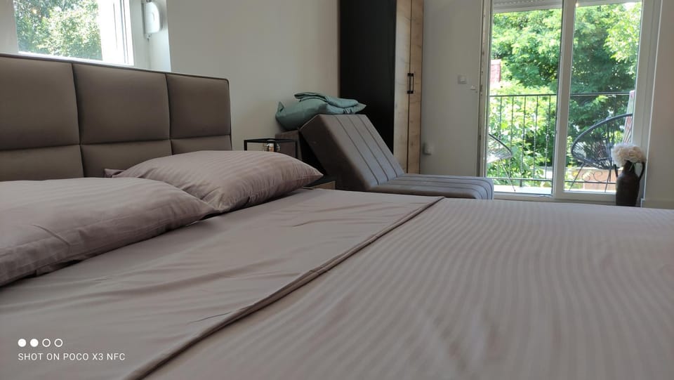 Apartmani Trivunov -Studio 1 Apartment in Novi Sad